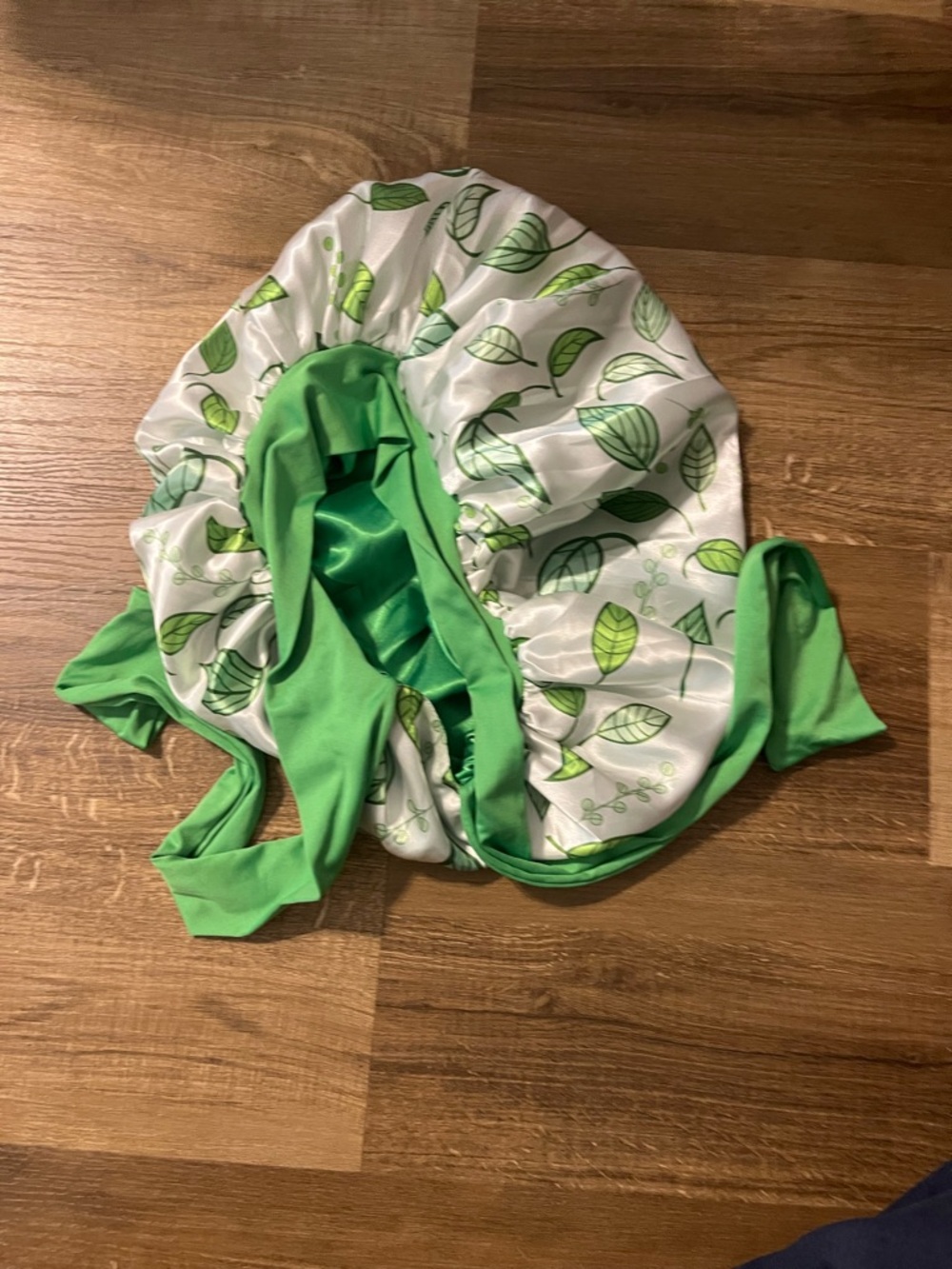 Green Leaf Satin Bonnet Cap